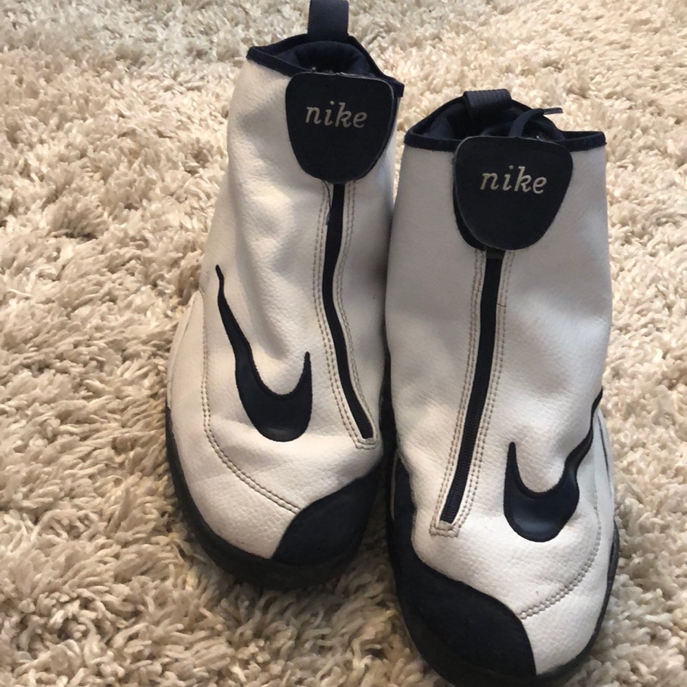Son Of Glove Nikes | vintage classics | men’s 9.5